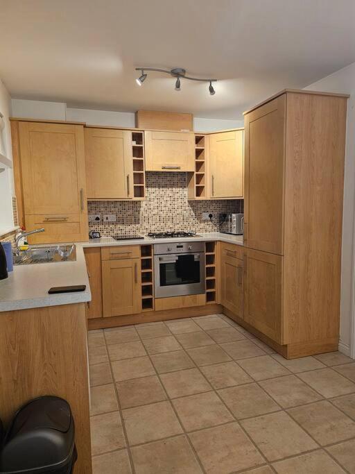 The Park View, 2 Bedroom House Kirkcaldy Esterno foto