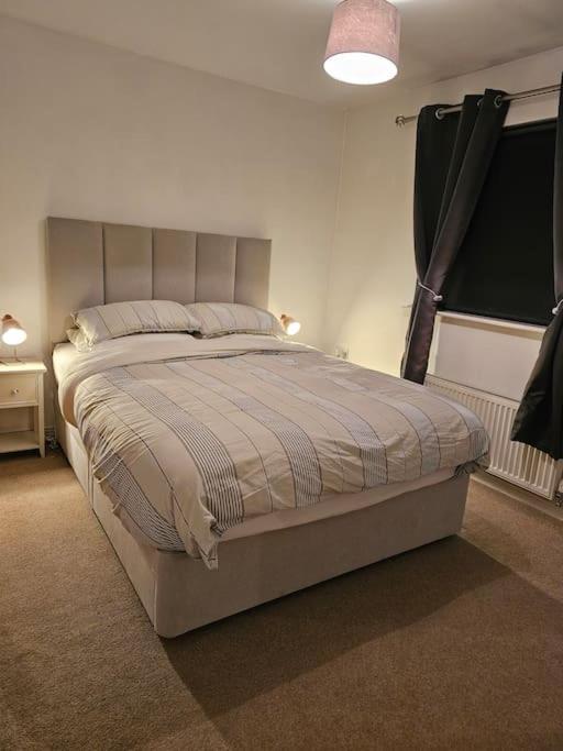 The Park View, 2 Bedroom House Kirkcaldy Esterno foto