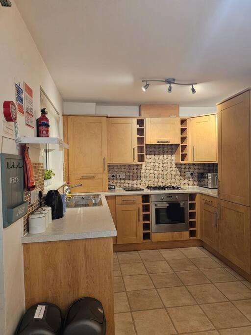 The Park View, 2 Bedroom House Kirkcaldy Esterno foto