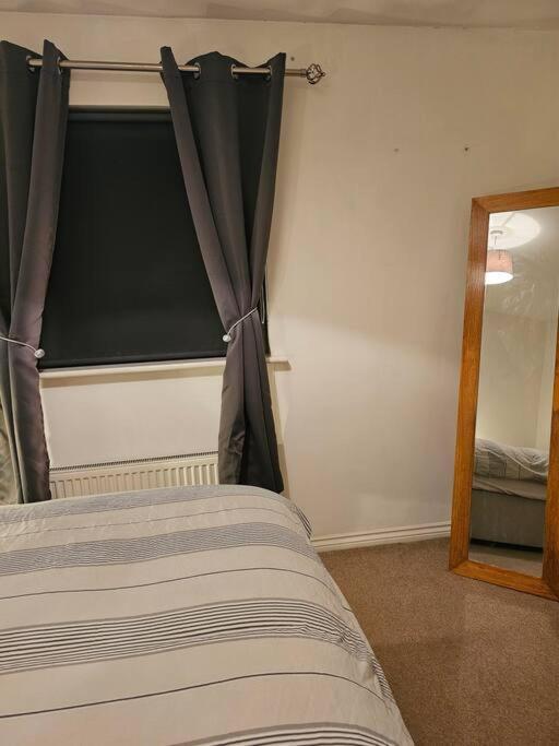 The Park View, 2 Bedroom House Kirkcaldy Esterno foto