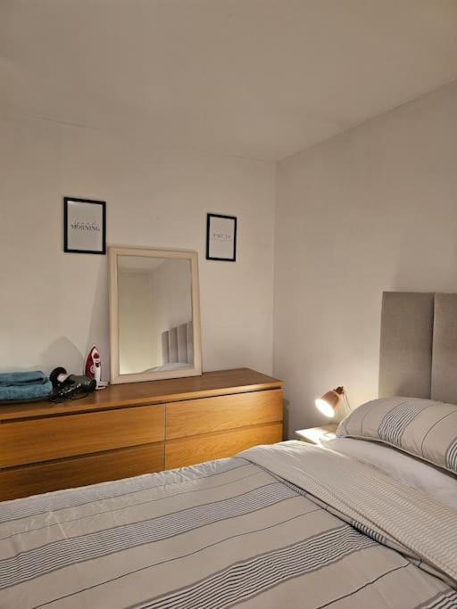 The Park View, 2 Bedroom House Kirkcaldy Esterno foto